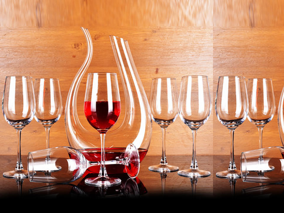 Wine decanter, glass products